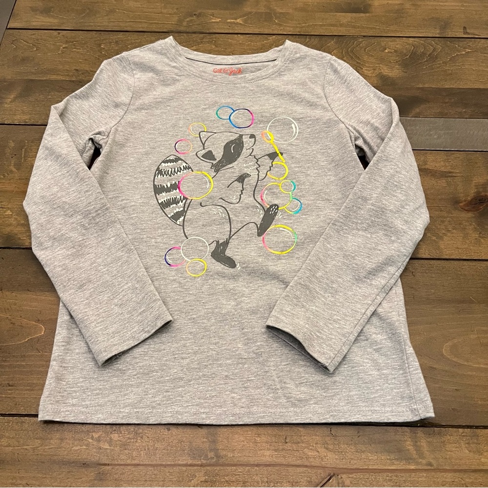 Cat & Jack Long Sleeve T-Shirt 🫧🫧🫧